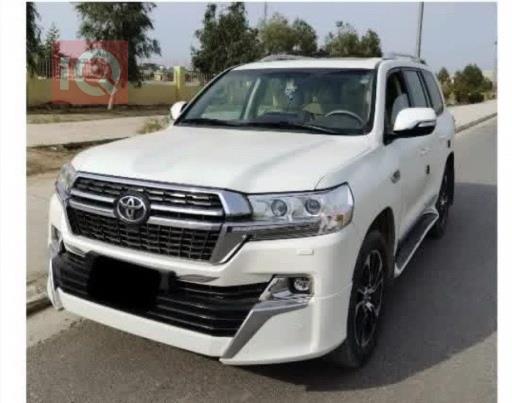 تويوتا لاندكروزر